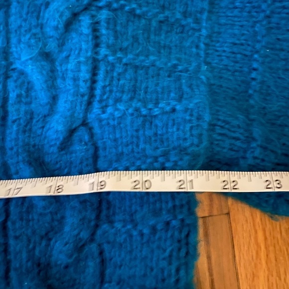 Teal Cable Knit Sweater - Picture 5 of 6